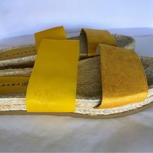 Zíngara yellow fabric espadrille slides NWOT Size 9 US / 40 EU